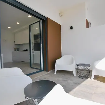 Sandra House *