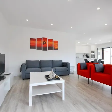 Sandra House 아파트 *